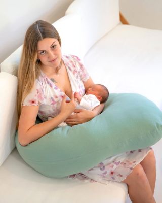 ✨ Naše velké těhotenské polštáře nekončí svou službu porodem. ✨ S radostí je znovu objevíte i při kojení a trávení...